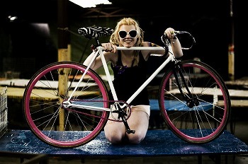 bicyclegirls05.jpg